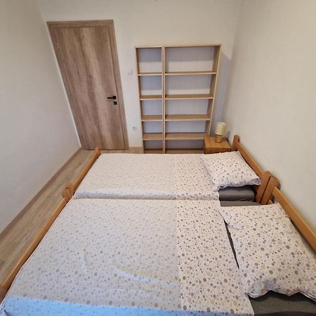 Apartment Lisarica Starigrad Paklenica Extérieur photo